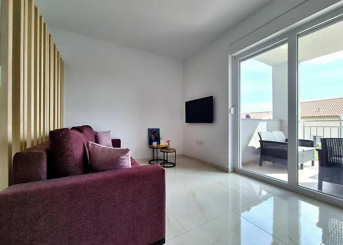 Apartamento Angelina, 4 Zvijezdice, Sa Odvojenom Spavacom Sobom