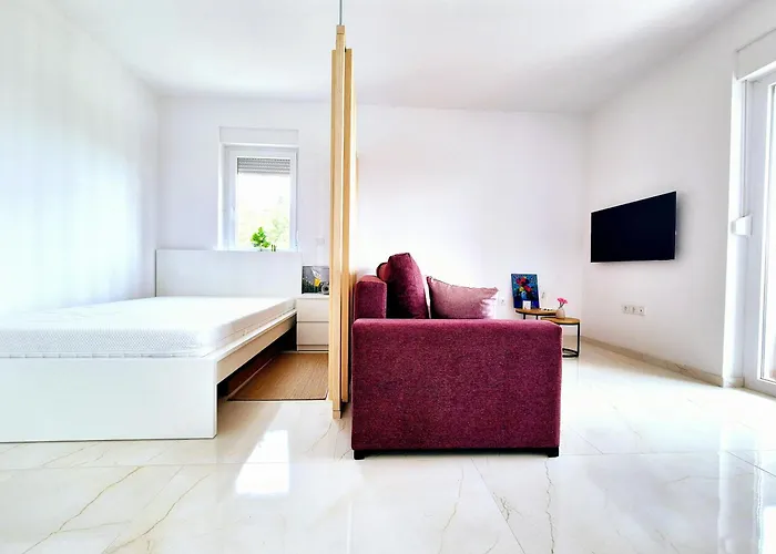 Angelina, 4 Zvijezdice, Sa Odvojenom Spavacom Sobom *